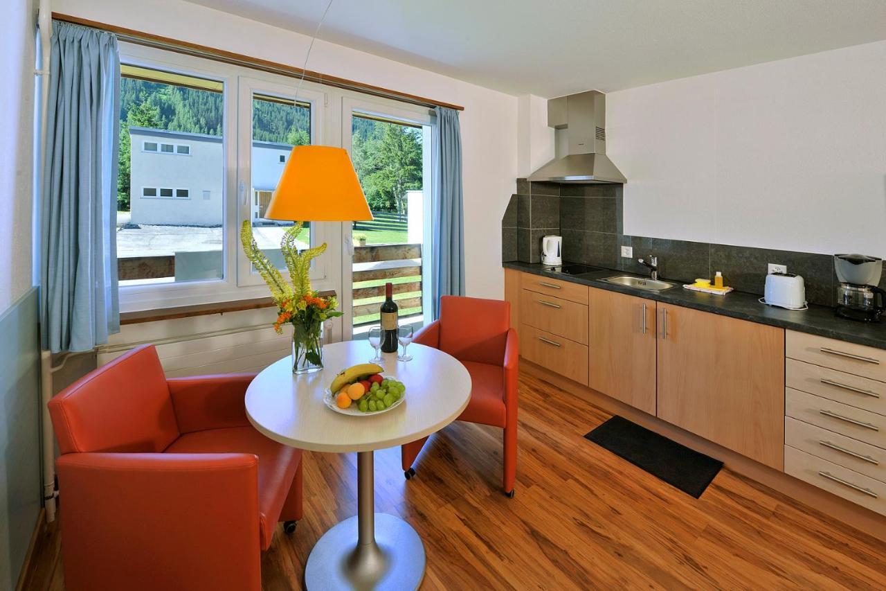 Serviced Apartments By Solaria Νταβός Εξωτερικό φωτογραφία